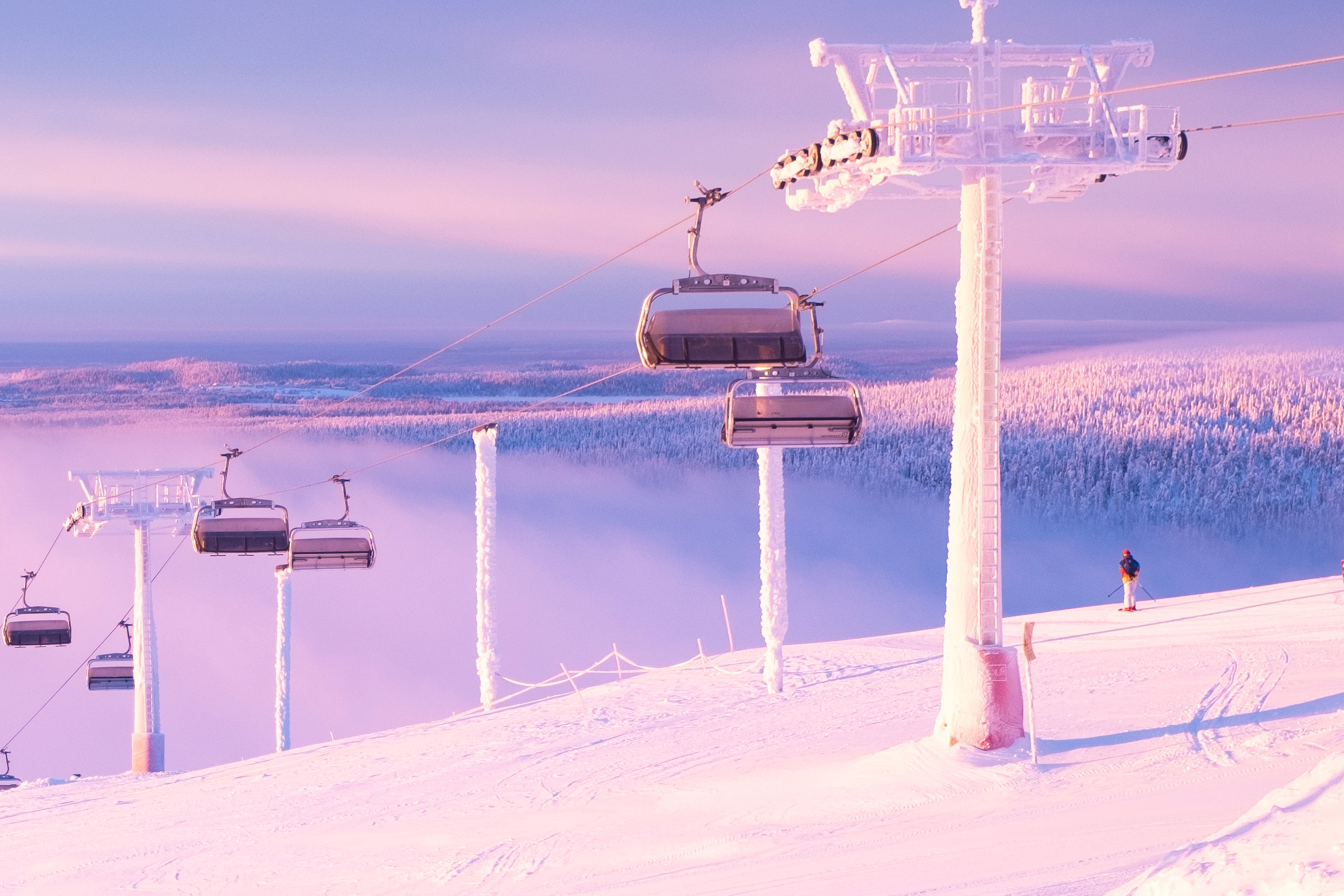 The Rosa & Rudolf Family Park in Ruka features wide slopes, six magic carpets and a tubing hill