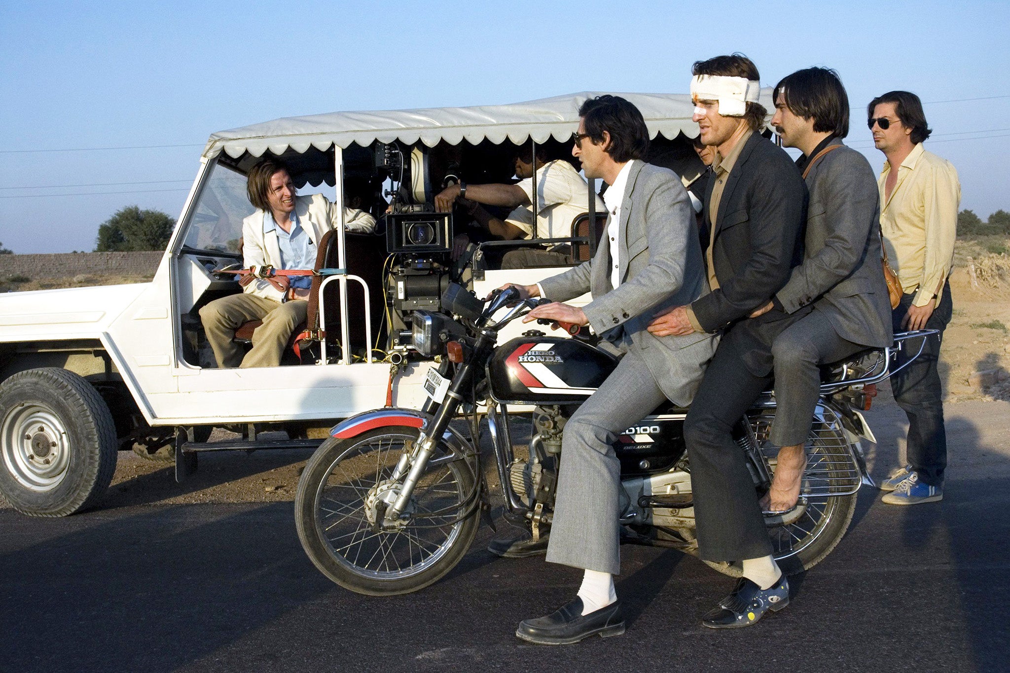 Anderson directs Adrien Brody, Owen Wilson and Jason Schwartzman on the set of ‘The Darjeeling Limited’